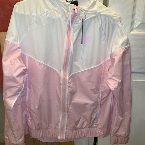 Nike Other - Pink nike windbreaker